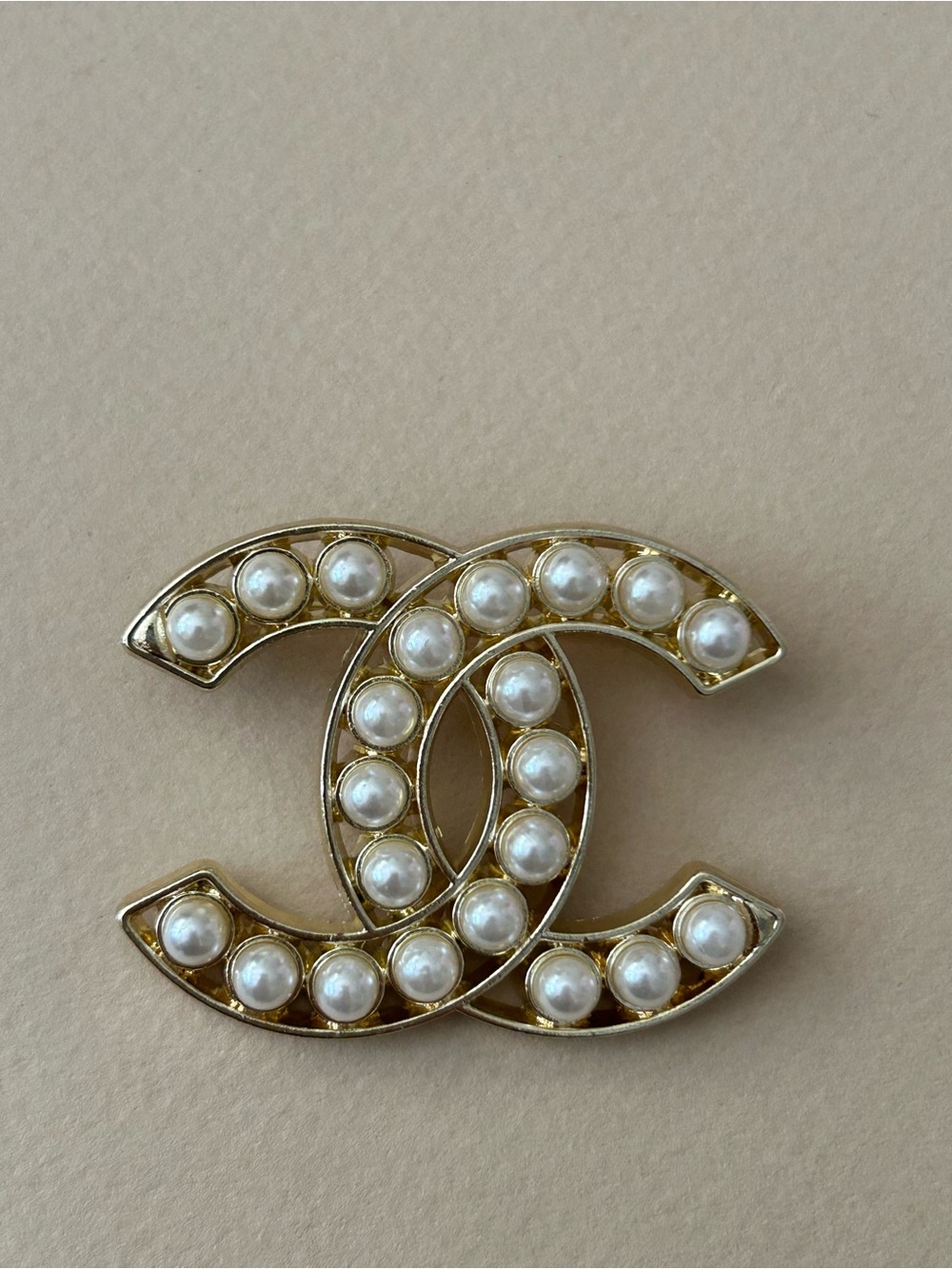 Chanel Gold-tone Pearl Double C Brooch L16